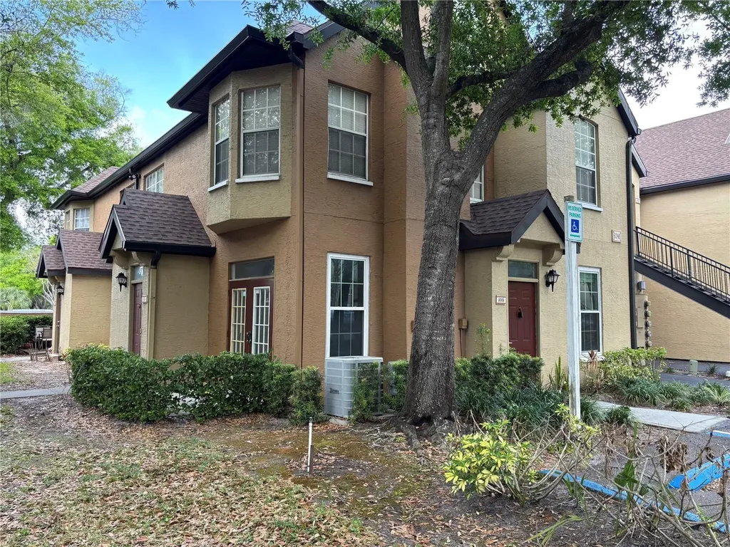 6340 Raleigh Street Orlando FL 32835