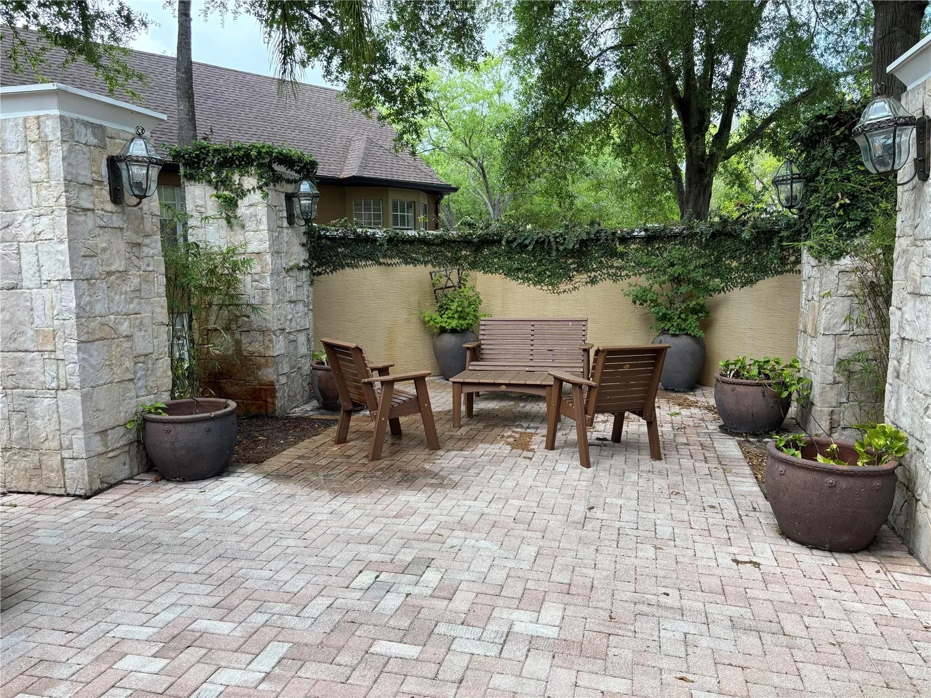 6340 Raleigh Street Orlando FL 32835