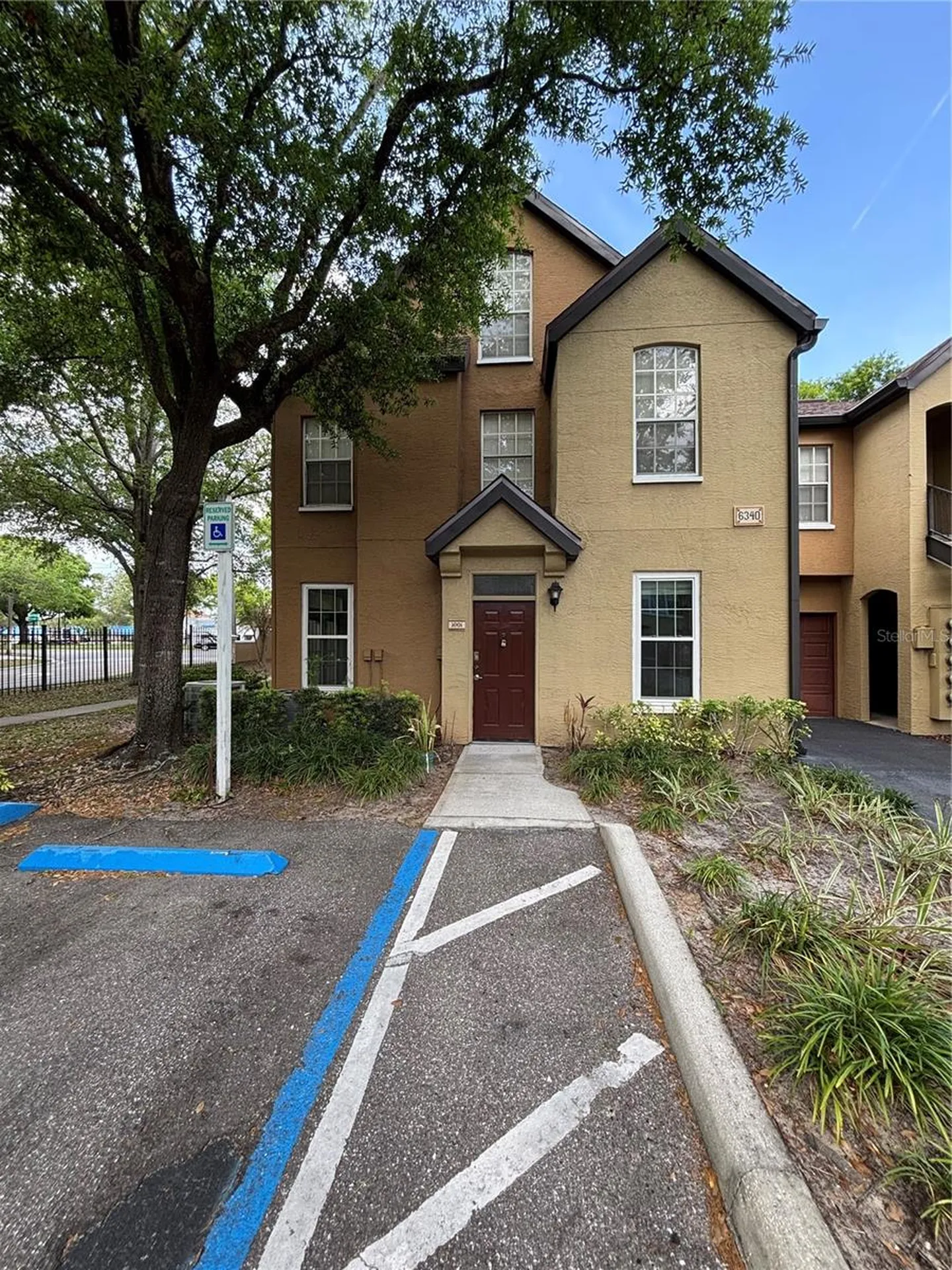 6340 Raleigh Street Orlando FL 32835