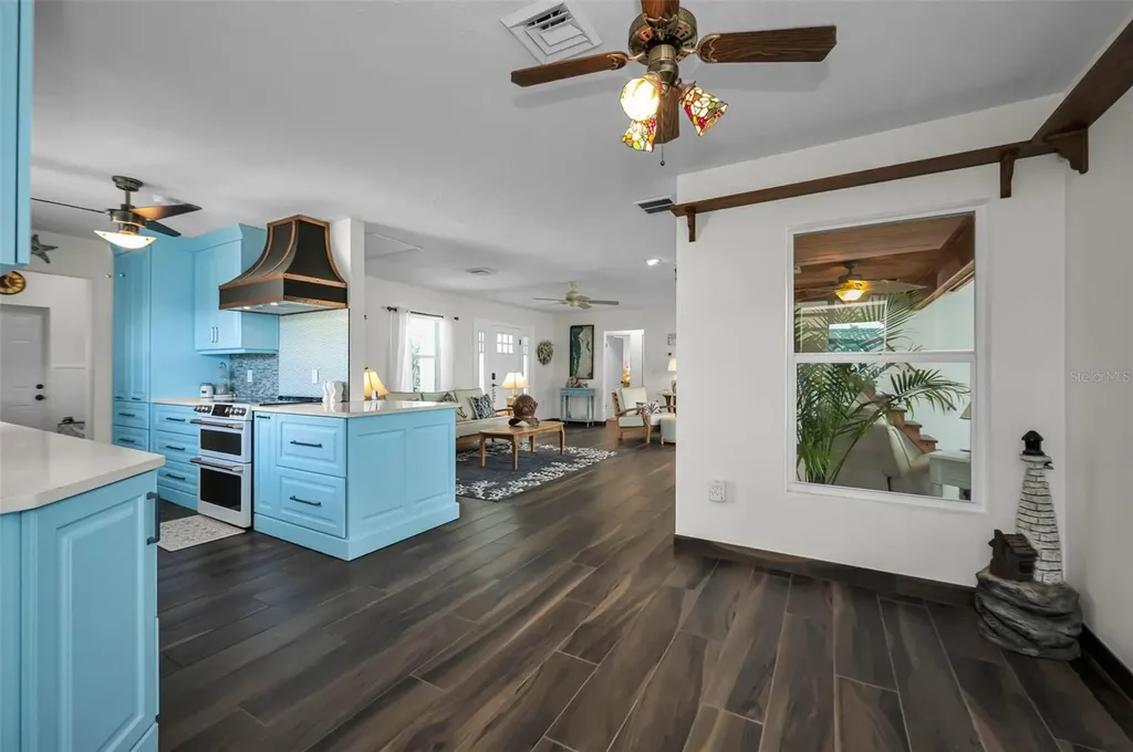 1626 Sea Breeze Drive Tarpon Springs FL 34689