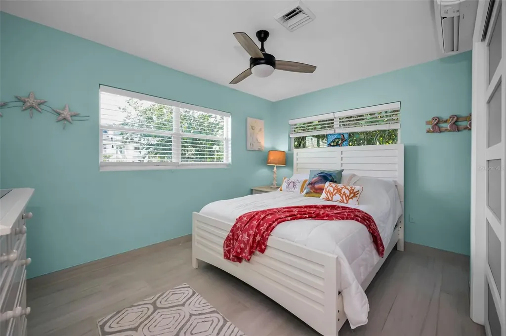 1626 Sea Breeze Drive Tarpon Springs FL 34689