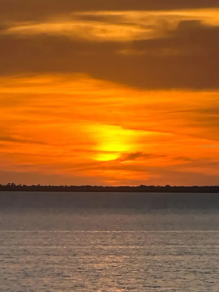 1626 Sea Breeze Drive Tarpon Springs FL 34689