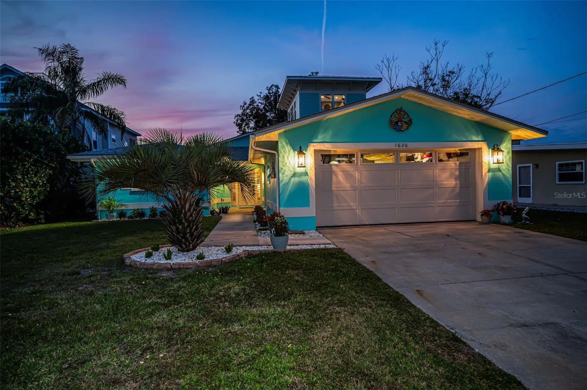1626 Sea Breeze Drive Tarpon Springs FL 34689