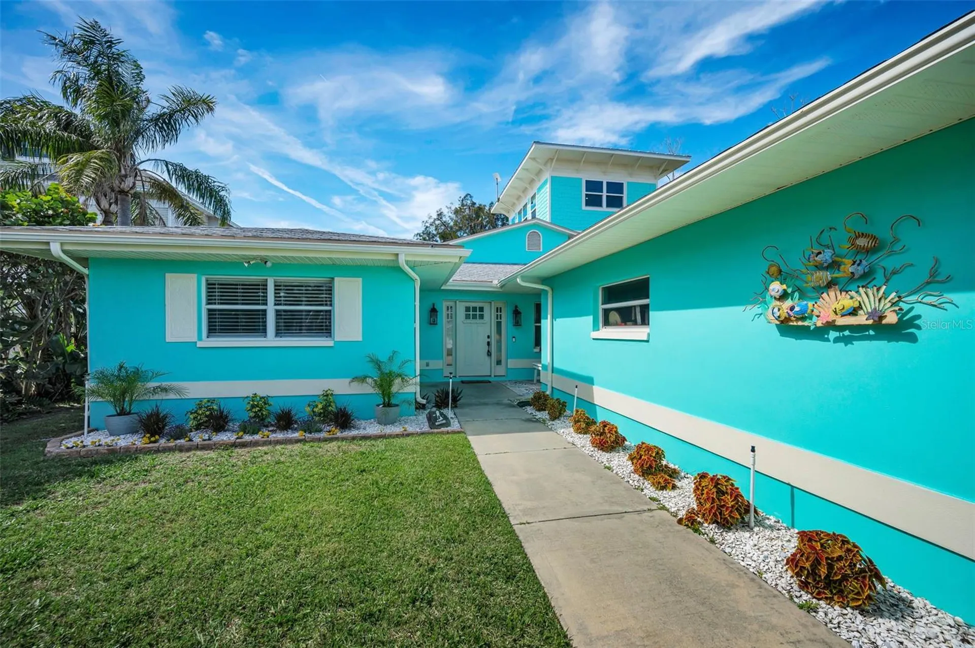 1626 Sea Breeze Drive Tarpon Springs FL 34689