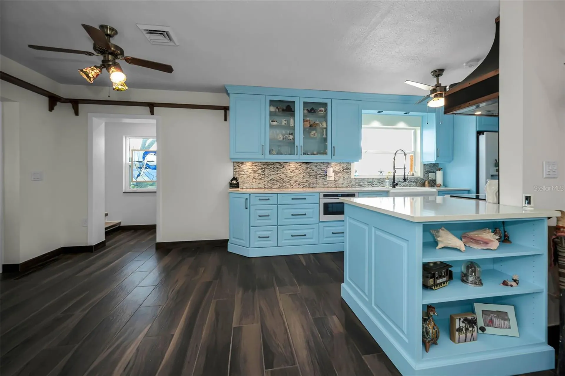 1626 Sea Breeze Drive Tarpon Springs FL 34689