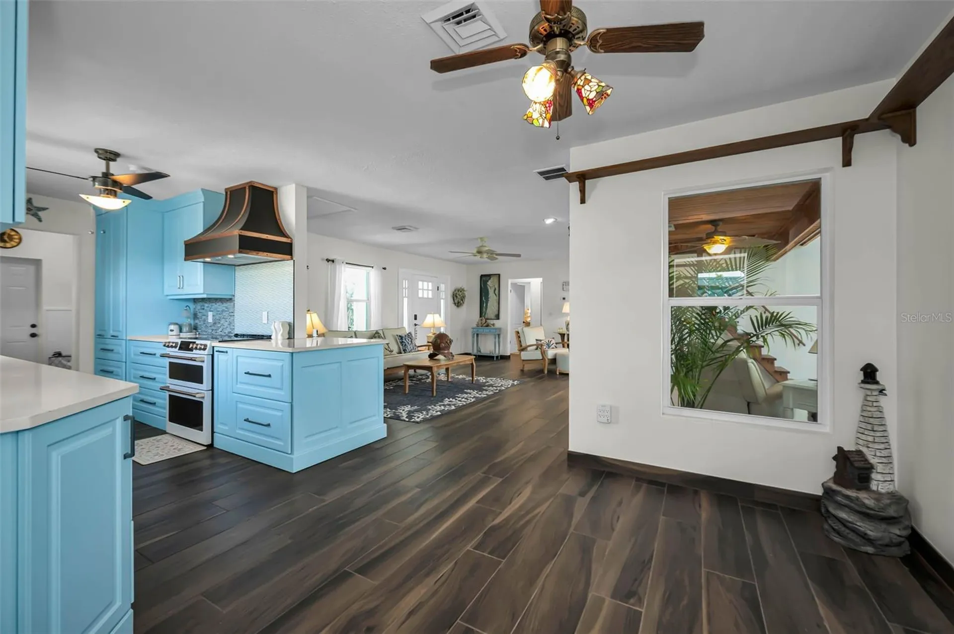 1626 Sea Breeze Drive Tarpon Springs FL 34689