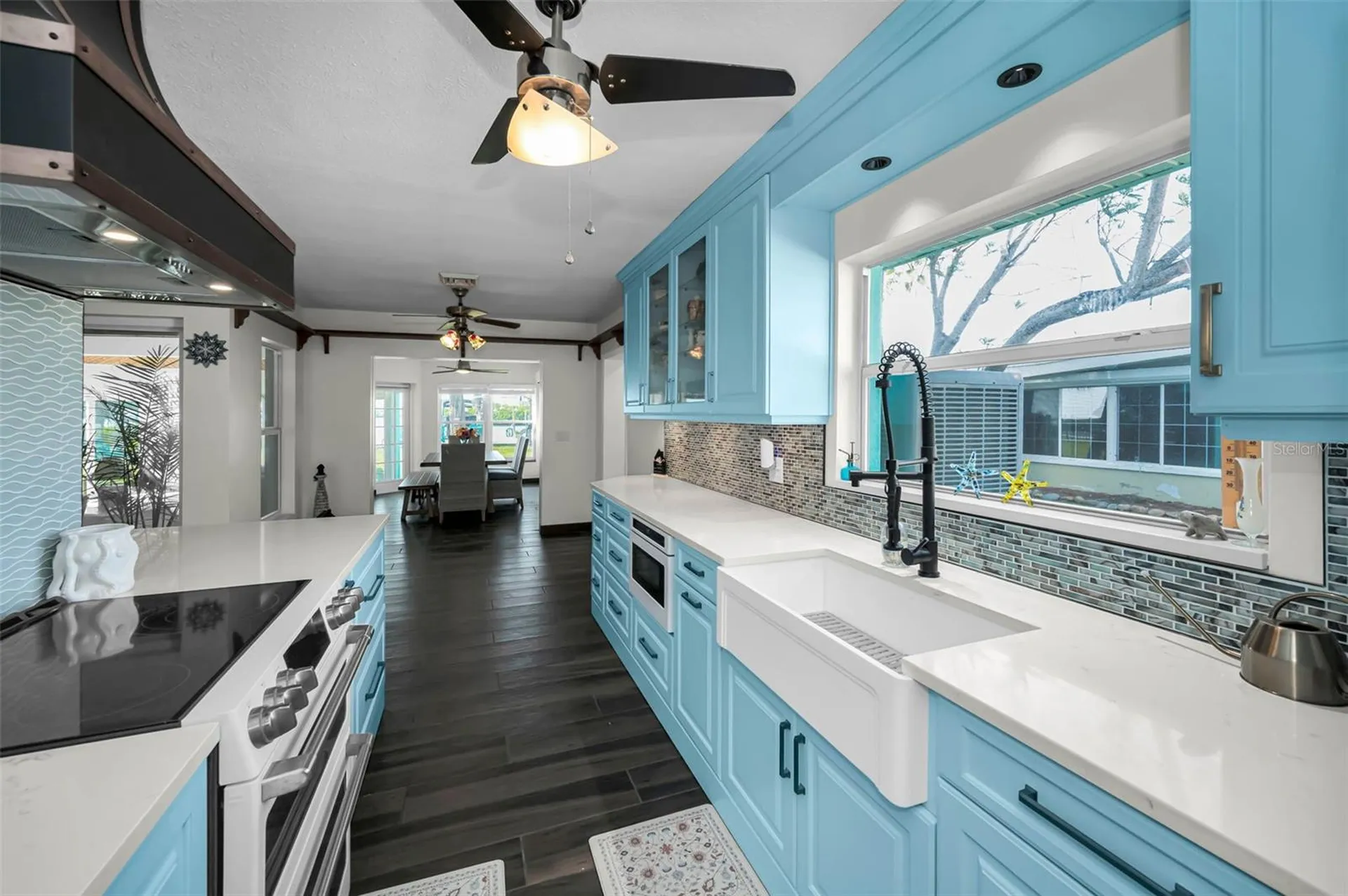 1626 Sea Breeze Drive Tarpon Springs FL 34689