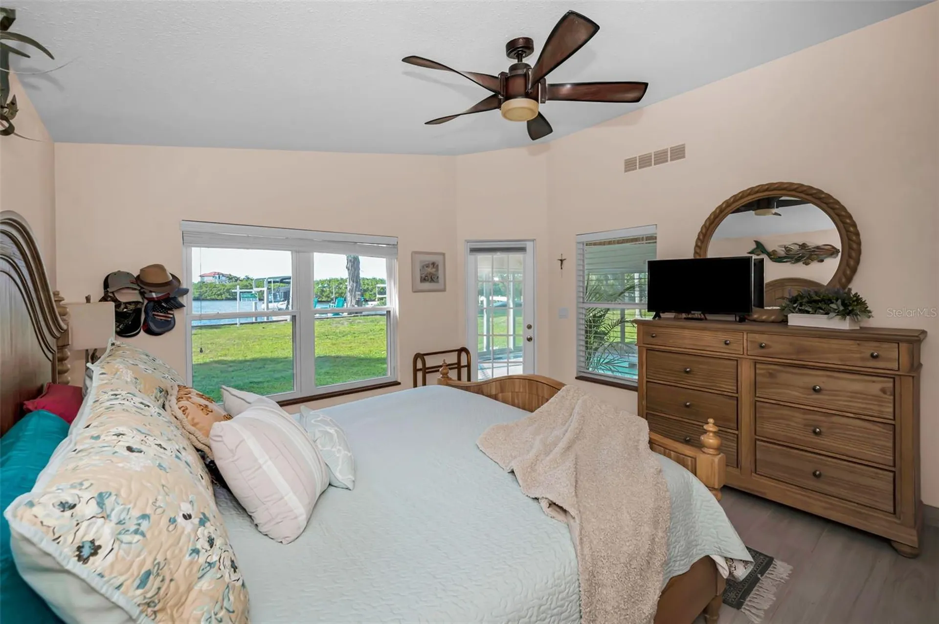 1626 Sea Breeze Drive Tarpon Springs FL 34689
