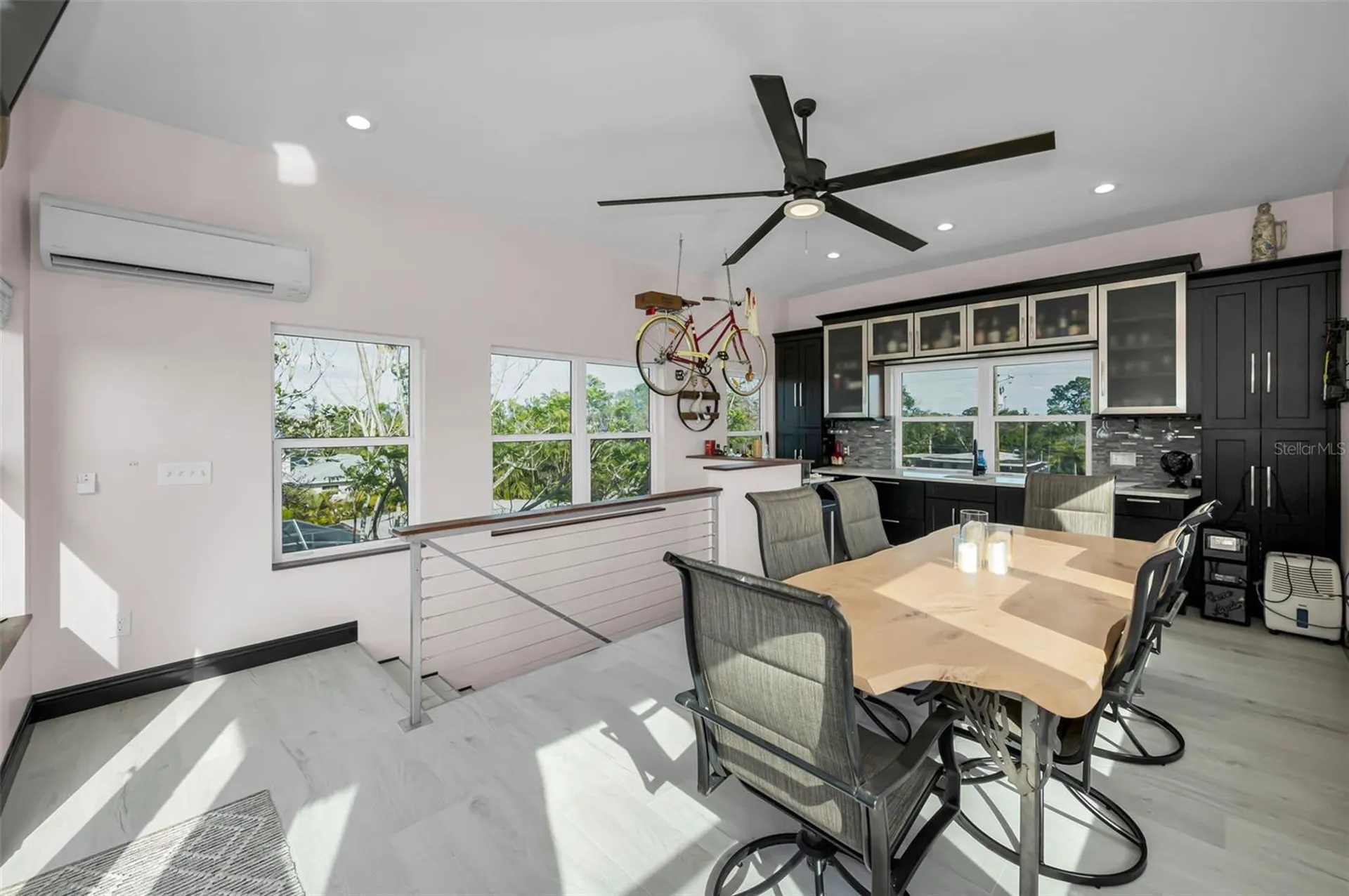 1626 Sea Breeze Drive Tarpon Springs FL 34689