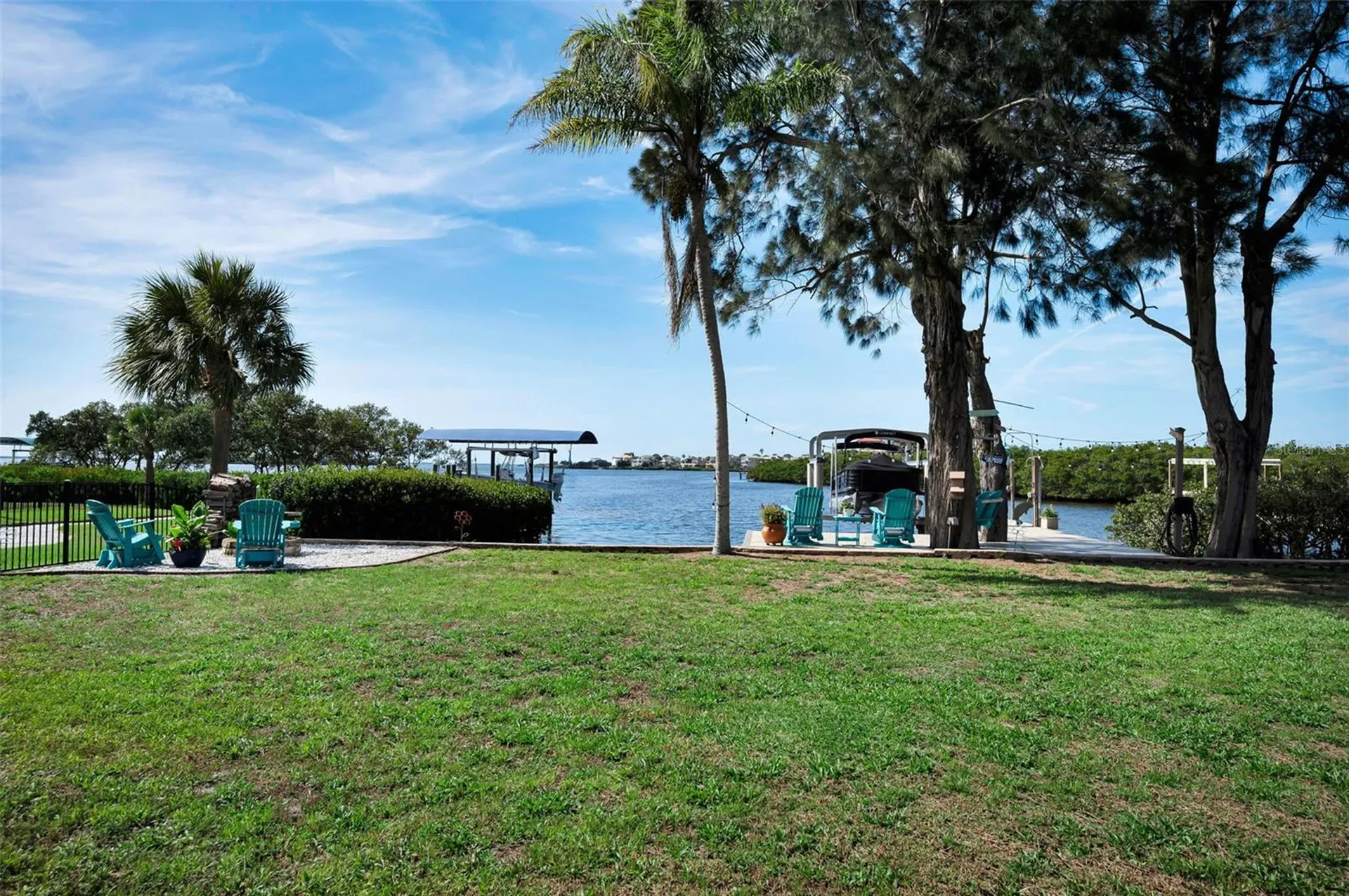 1626 Sea Breeze Drive Tarpon Springs FL 34689