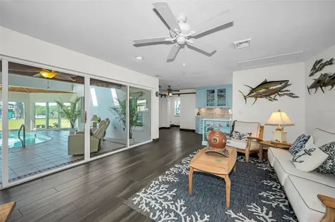 1626 Sea Breeze Drive Tarpon Springs FL 34689