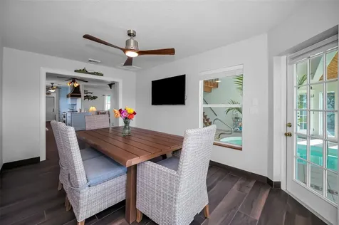 1626 Sea Breeze Drive Tarpon Springs FL 34689