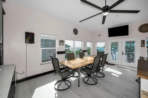 1626 Sea Breeze Drive Tarpon Springs FL 34689
