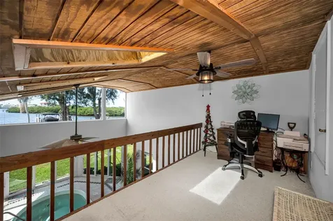 1626 Sea Breeze Drive Tarpon Springs FL 34689