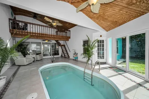 1626 Sea Breeze Drive Tarpon Springs FL 34689