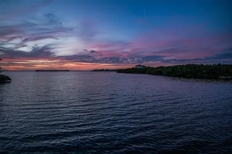 1626 Sea Breeze Drive Tarpon Springs FL 34689
