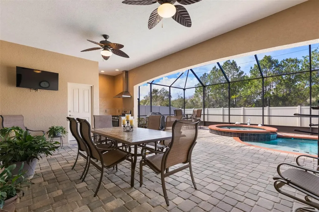 60 Fenimore Lane Palm Coast FL 32137