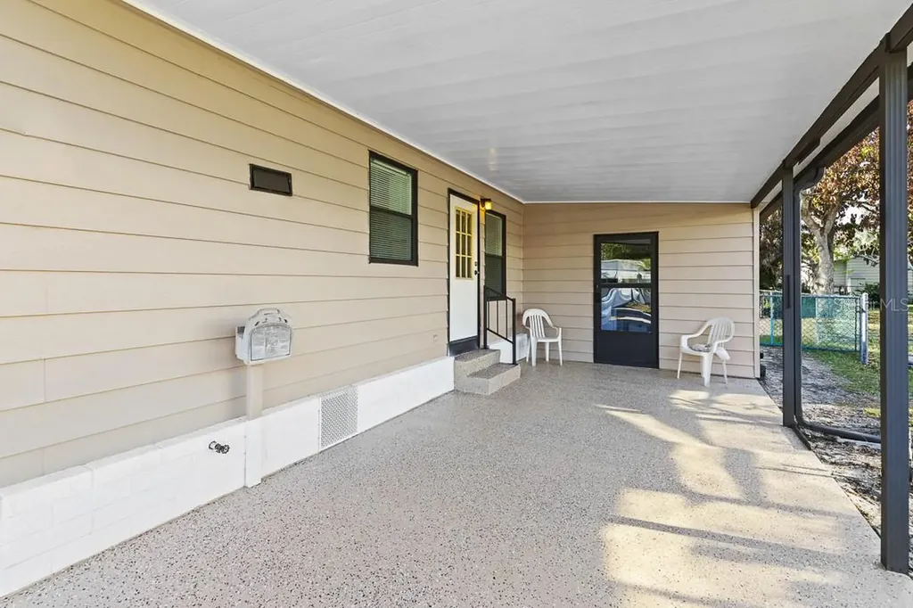 2828 SW Toronado Trail Stuart FL 34997
