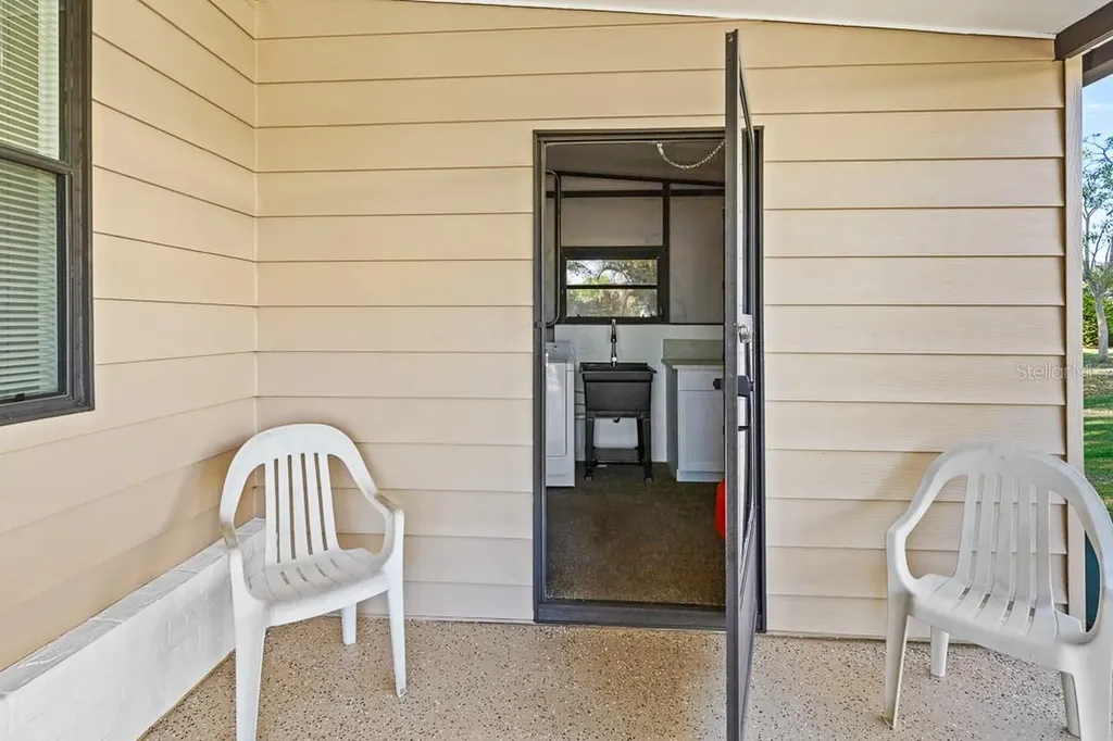 2828 SW Toronado Trail Stuart FL 34997