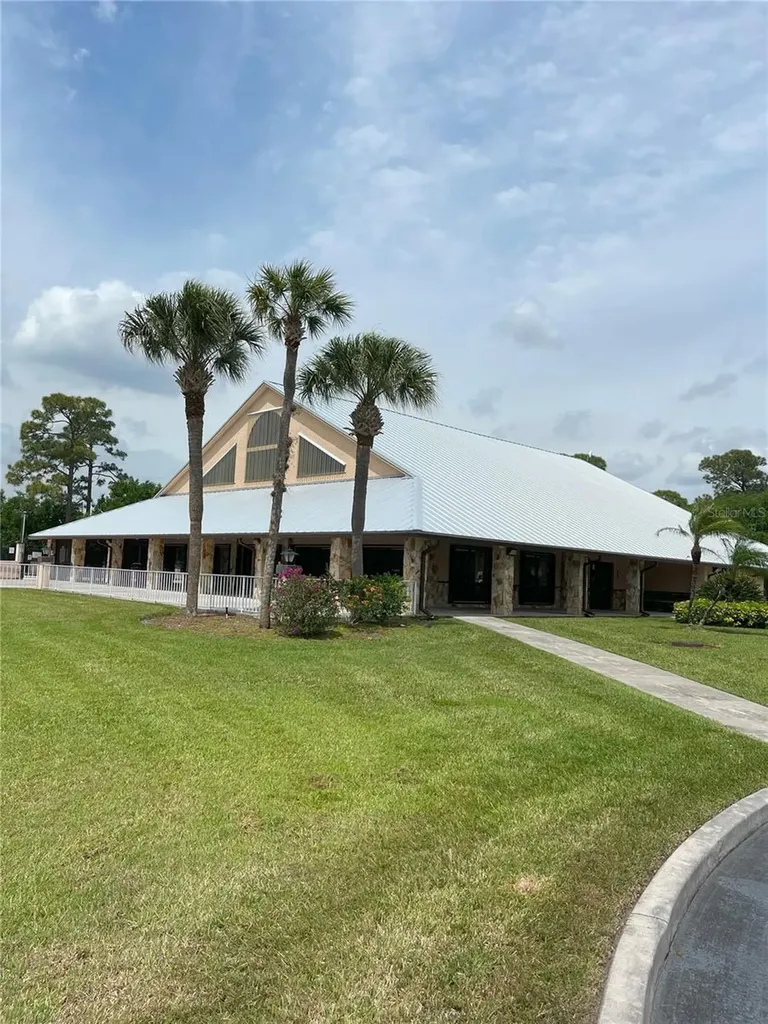 2828 SW Toronado Trail Stuart FL 34997
