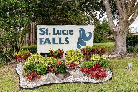 2828 SW Toronado Trail Stuart FL 34997