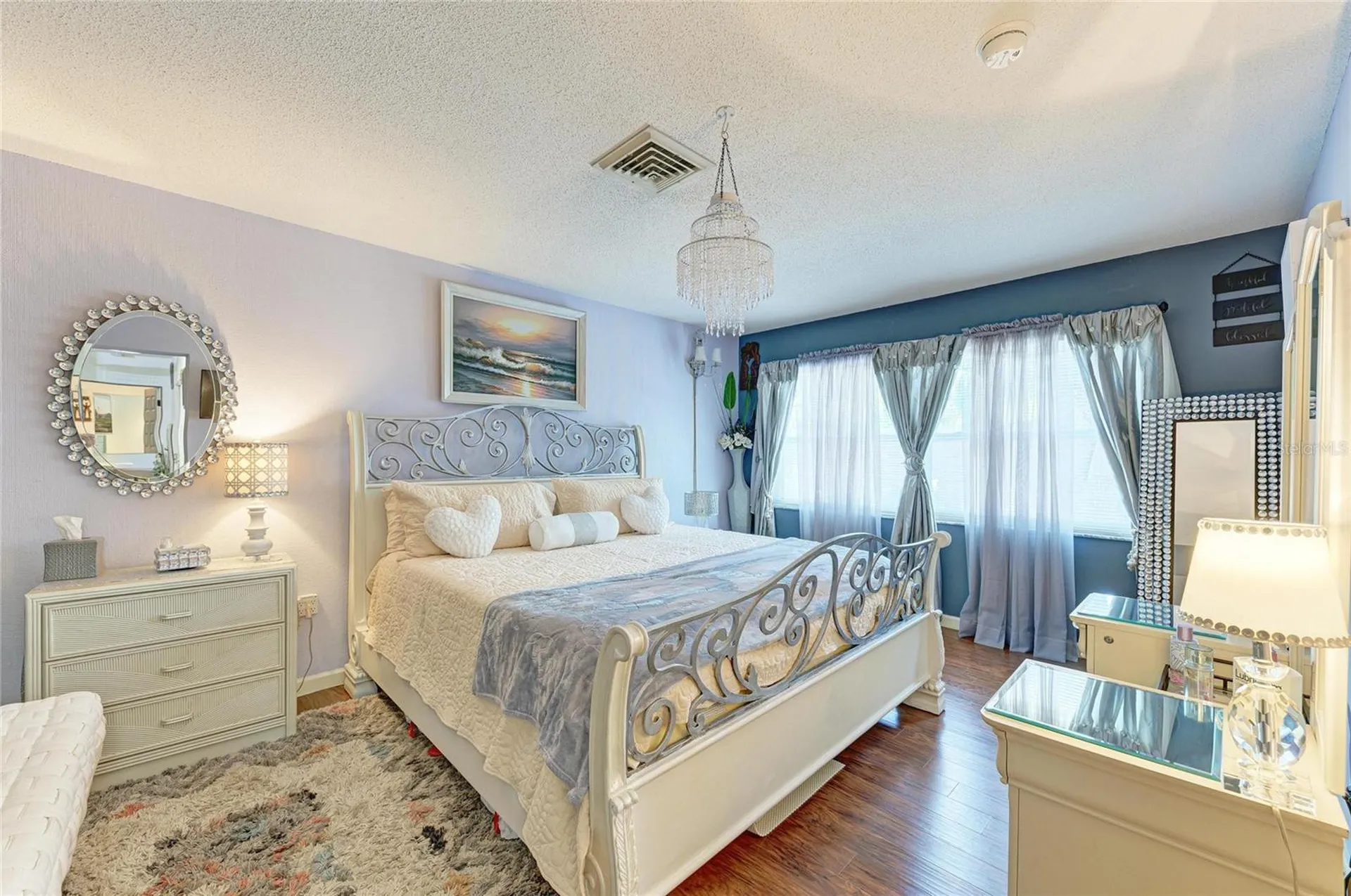 7236 Las Casas Drive Sarasota FL 34243