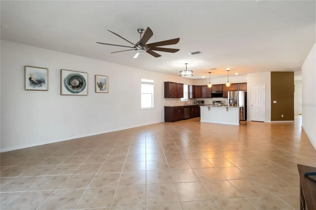 2196 Bur Oak Boulevard St Cloud FL 34771