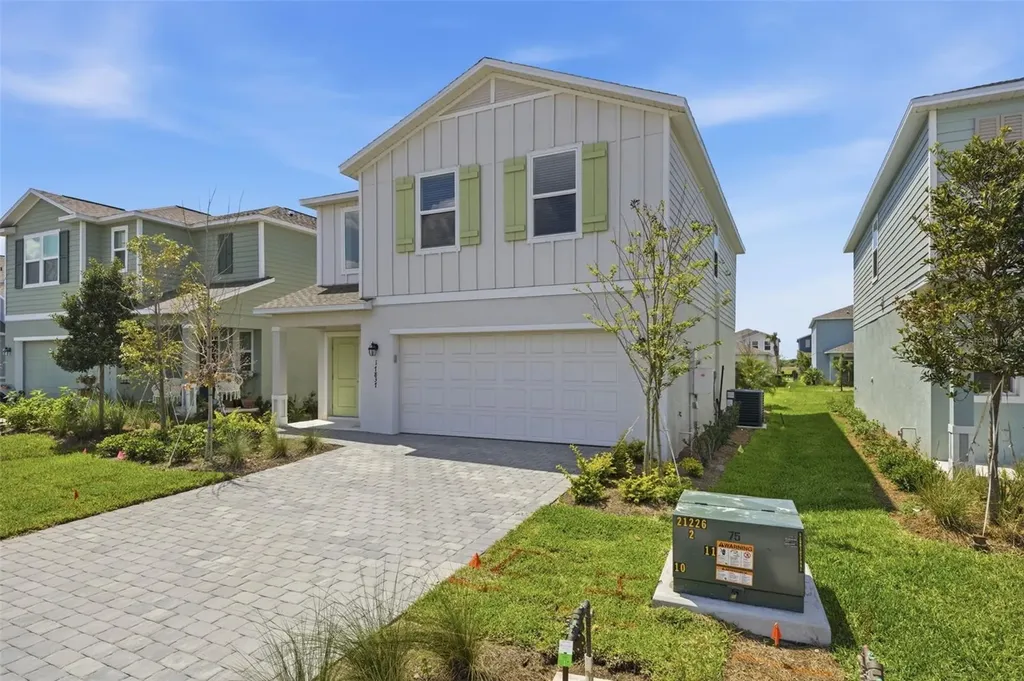 17837 Haden Cove Parrish FL 34219