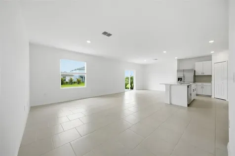 17837 Haden Cove Parrish FL 34219