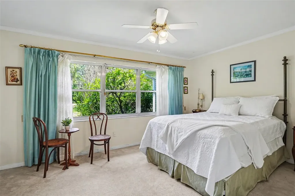 1350 Eckles Drive Tampa FL 33612