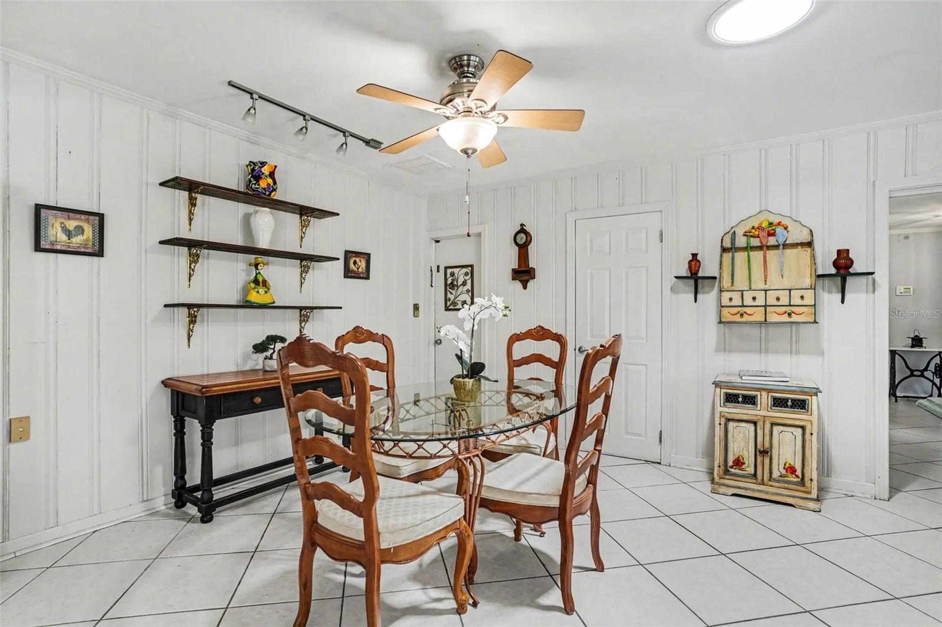 1350 Eckles Drive Tampa FL 33612