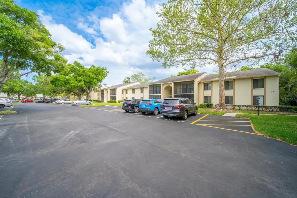 1441 Pine Glen Lane Tarpon Springs FL 34688