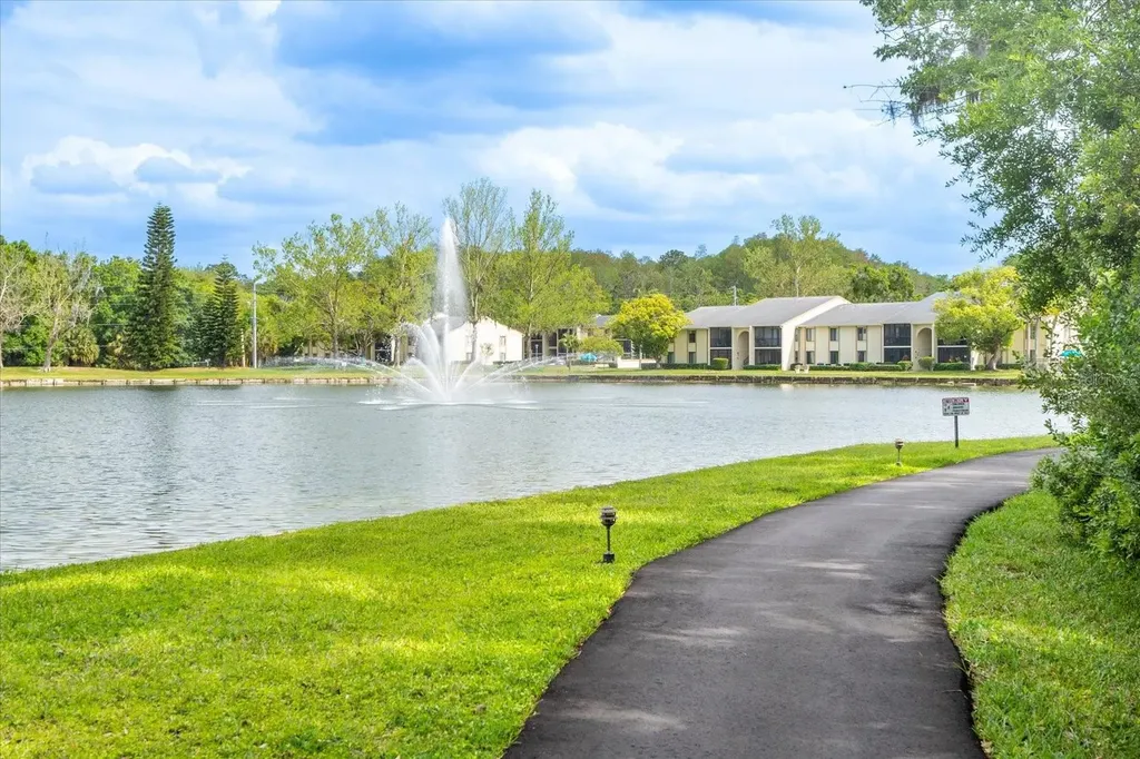 1441 Pine Glen Lane Tarpon Springs FL 34688