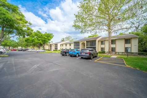 1441 Pine Glen Lane Tarpon Springs FL 34688