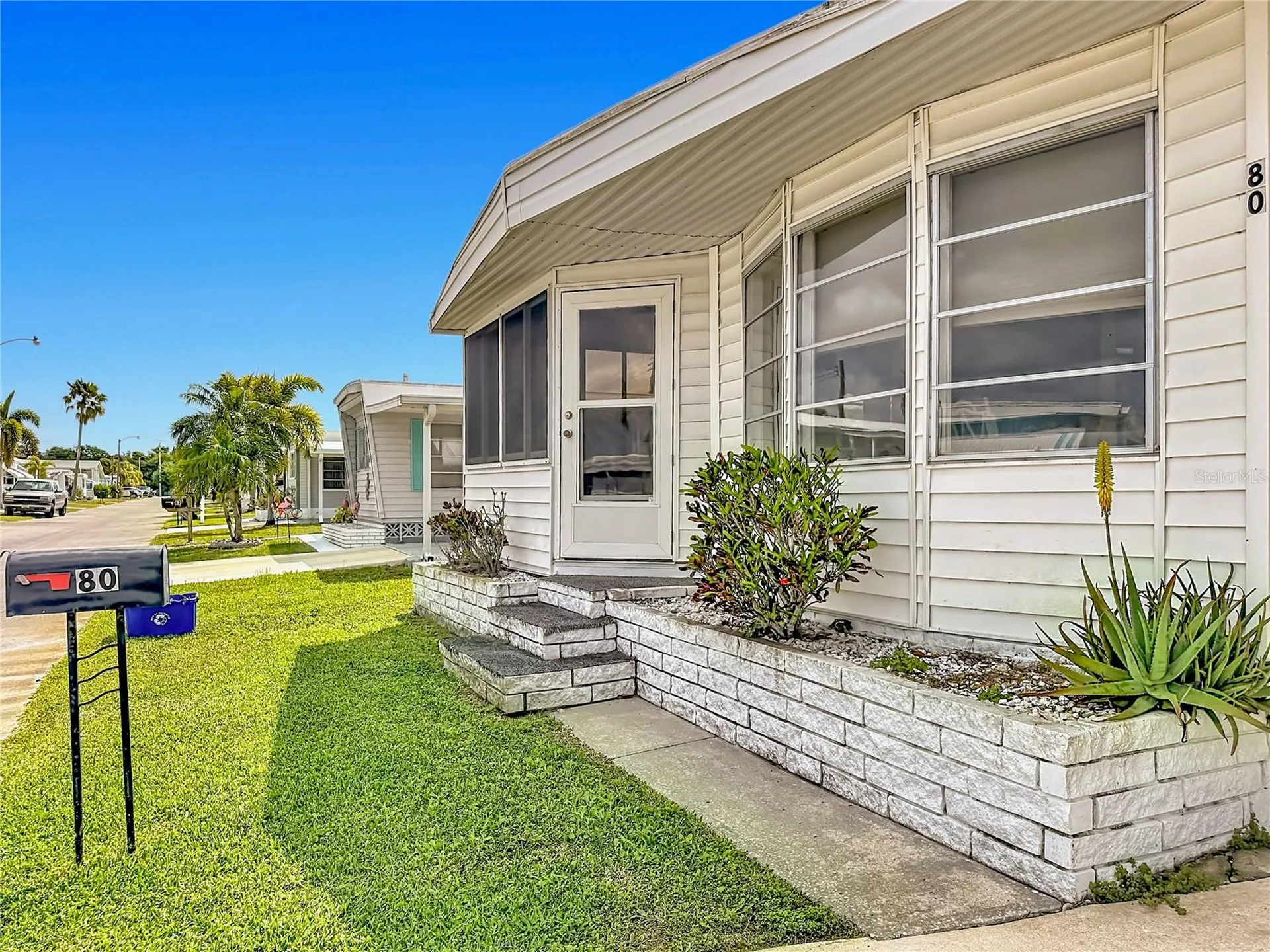 80 Del Rio Drive Palmetto FL 34221