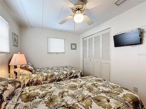 80 Del Rio Drive Palmetto FL 34221