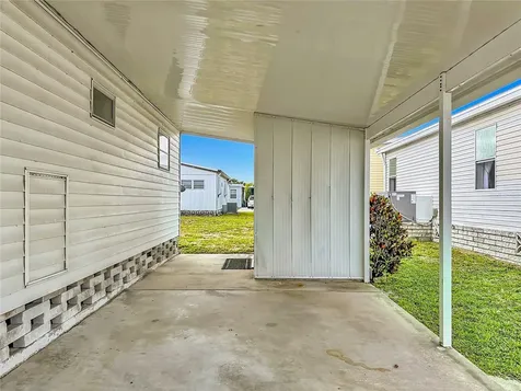 80 Del Rio Drive Palmetto FL 34221