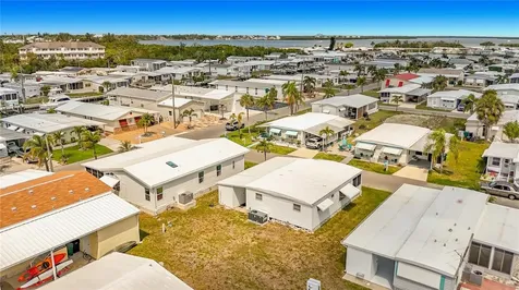 80 Del Rio Drive Palmetto FL 34221