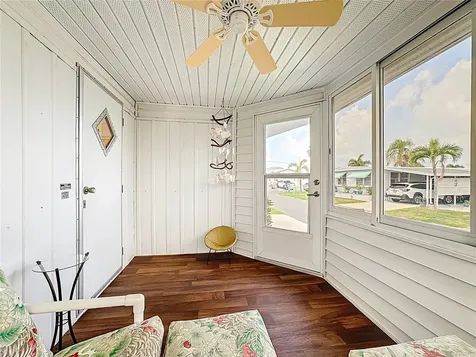 80 Del Rio Drive Palmetto FL 34221