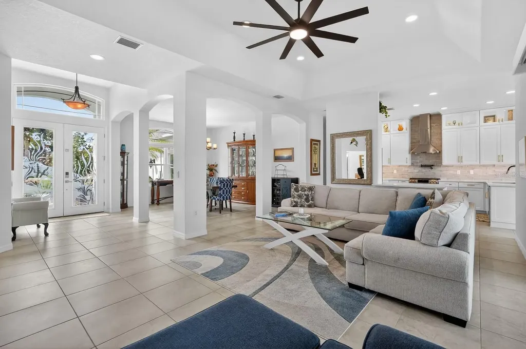 11 Cottonton Court Palm Coast FL 32137