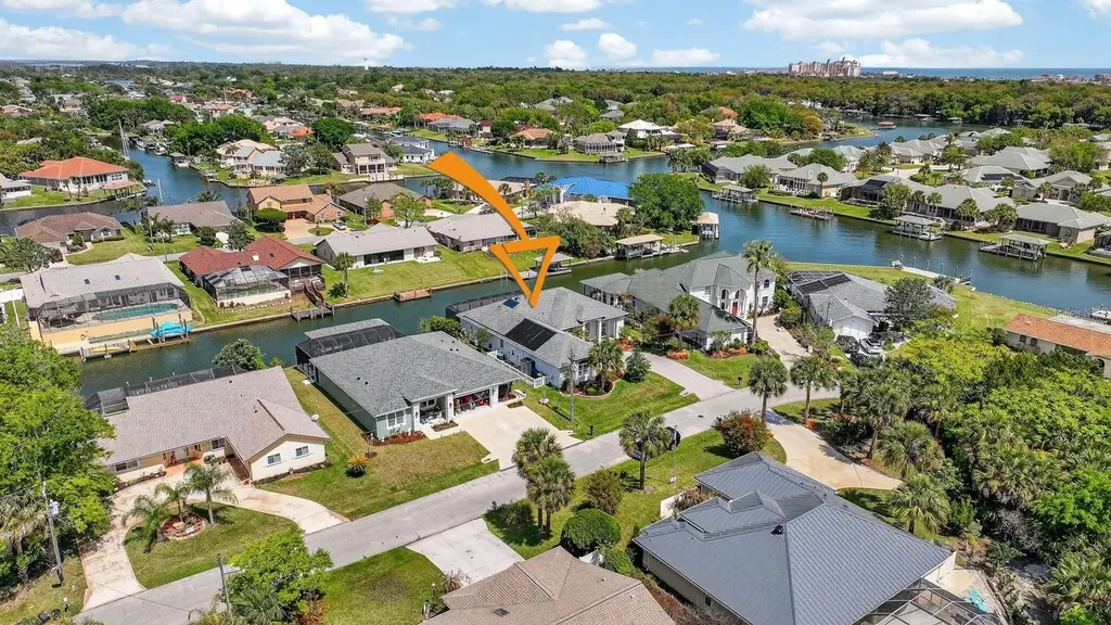 11 Cottonton Court Palm Coast FL 32137