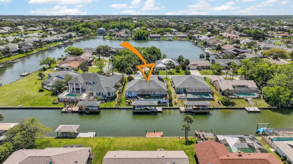 11 Cottonton Court Palm Coast FL 32137