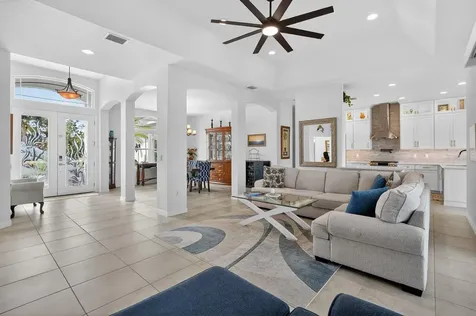 11 Cottonton Court Palm Coast FL 32137