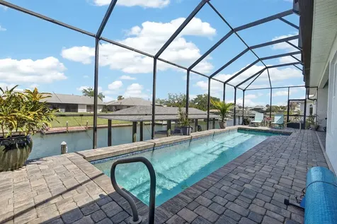 11 Cottonton Court Palm Coast FL 32137