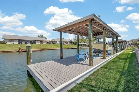 11 Cottonton Court Palm Coast FL 32137