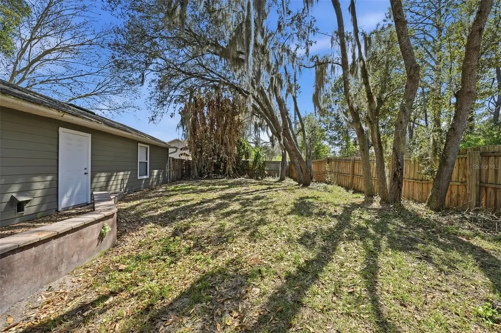 12311 N Putney Court Leesburg FL 34788