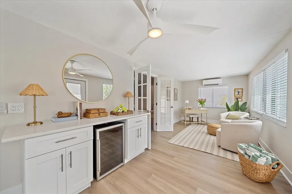 914 Spanish Drive S Longboat Key FL 34228