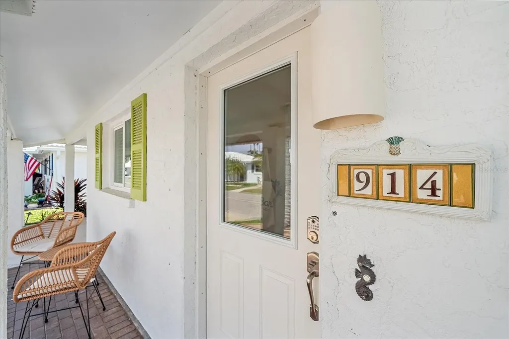 914 Spanish Drive S Longboat Key FL 34228
