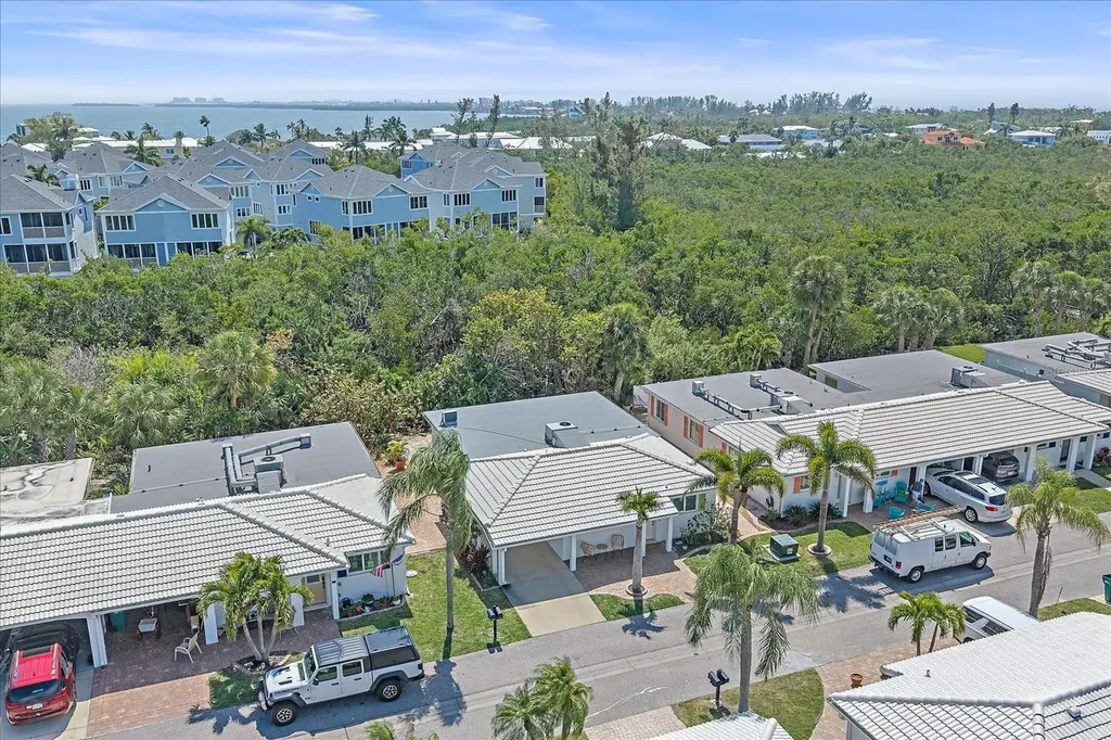 914 Spanish Drive S Longboat Key FL 34228