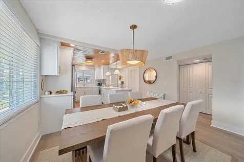 914 Spanish Drive S Longboat Key FL 34228